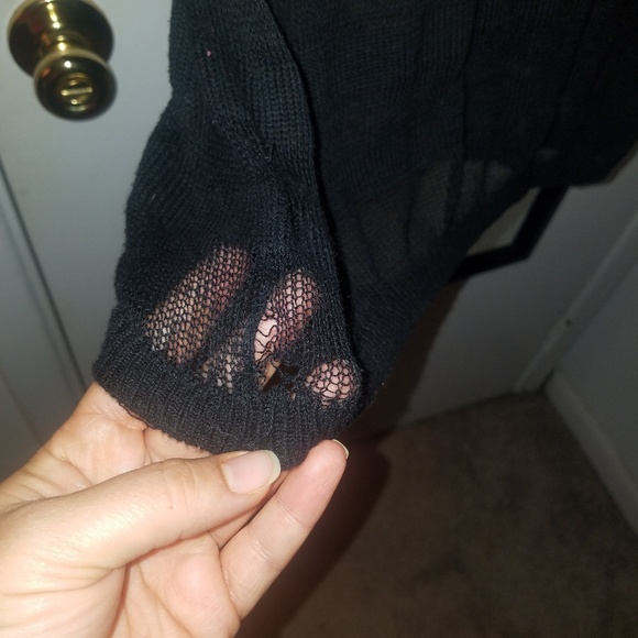 Sweater - Picture 4 of 4